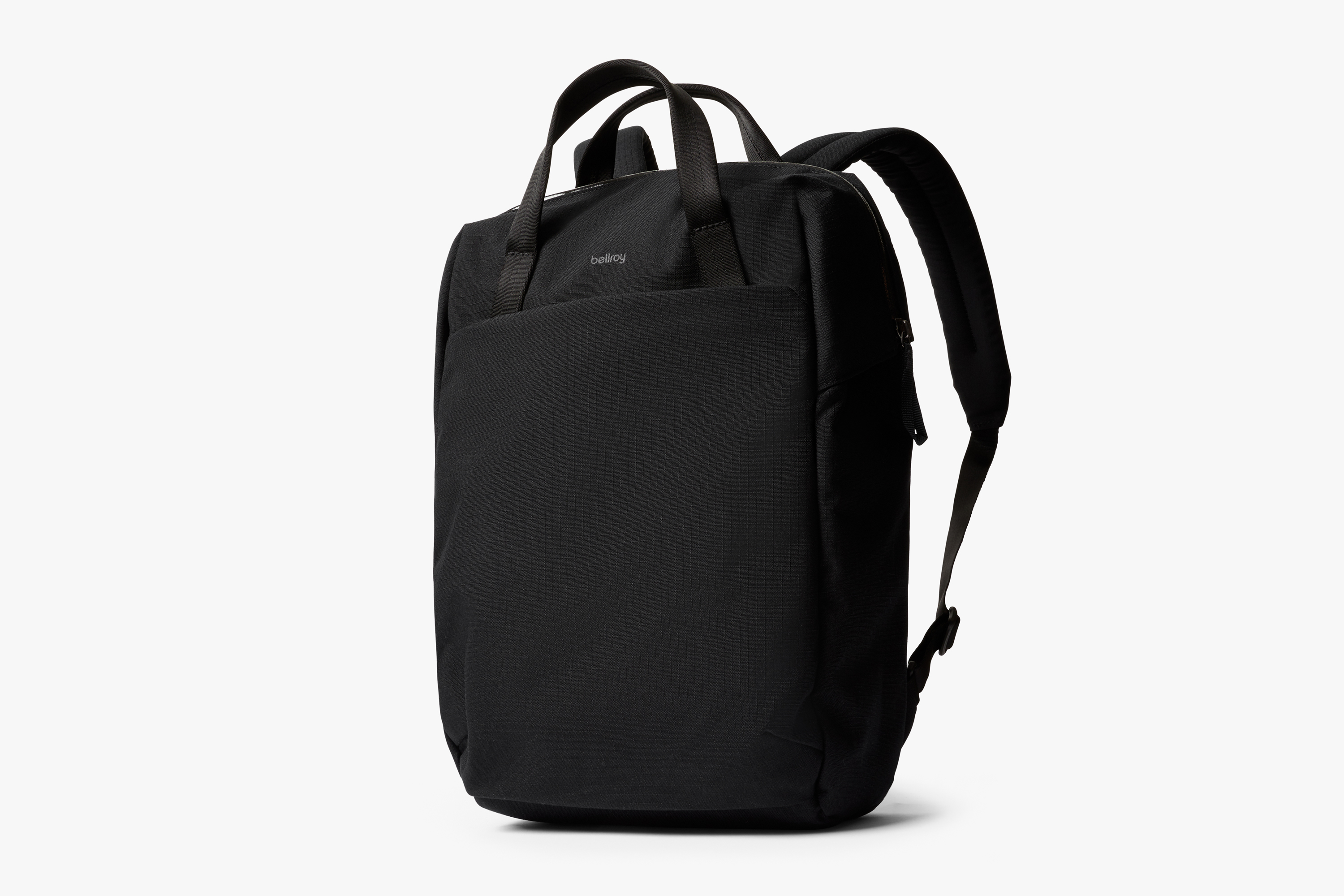 色: ブラックBellroy Via Backpack