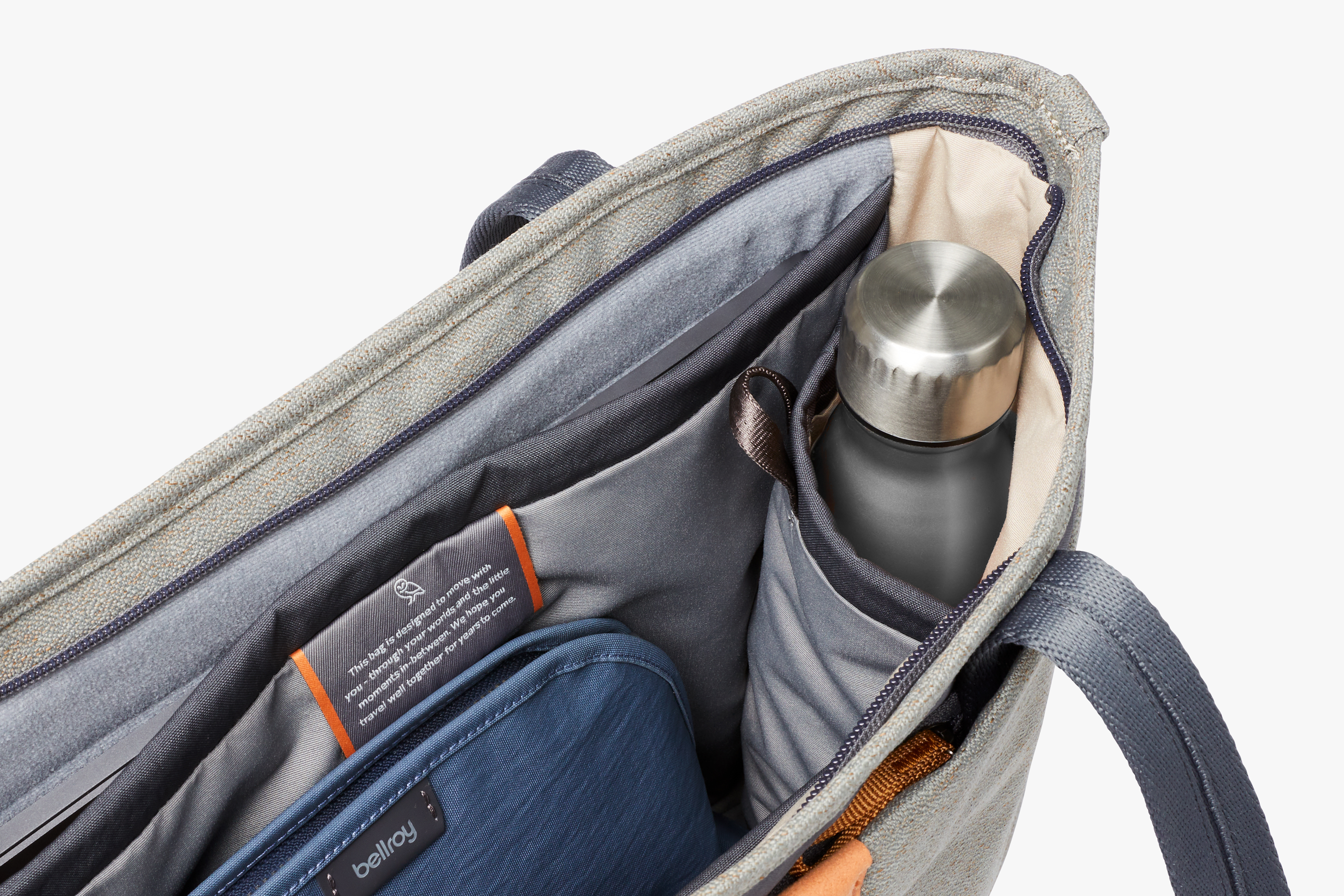 Tokyo Tote Compact 灵活的13 笔电托特包 Bellroy