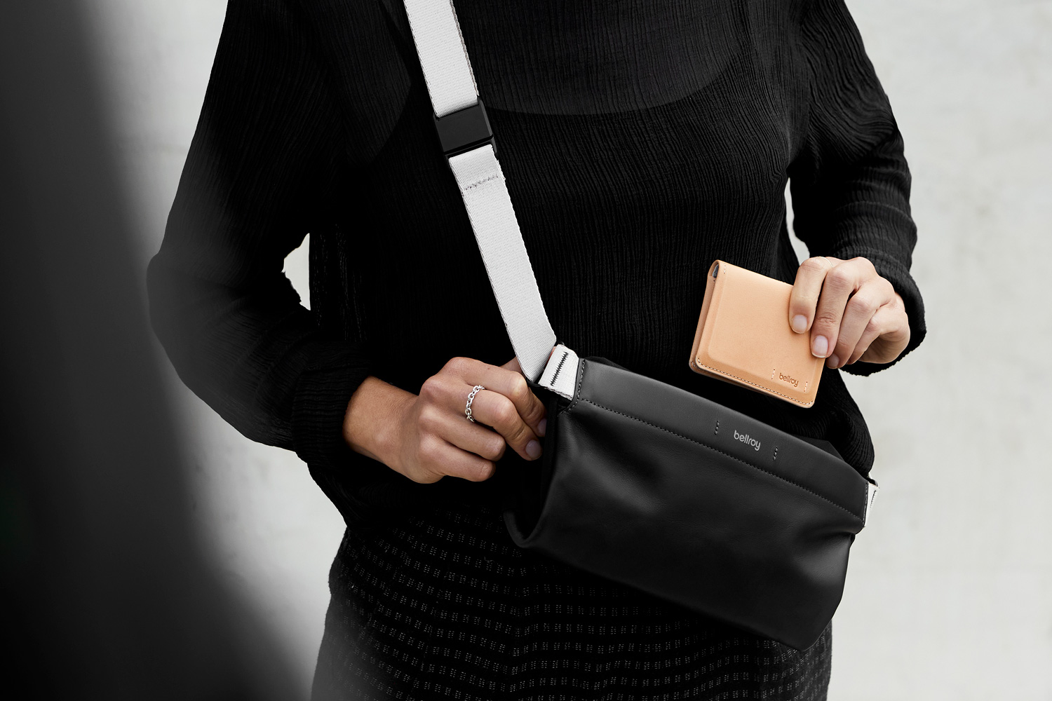 Slim Sleeve – Premium Edition | Refined slim leather billfold 