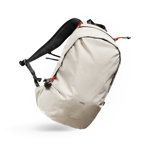 Lite Daypack | テクニカル素材を使用した軽量バックパック | ベルロイ