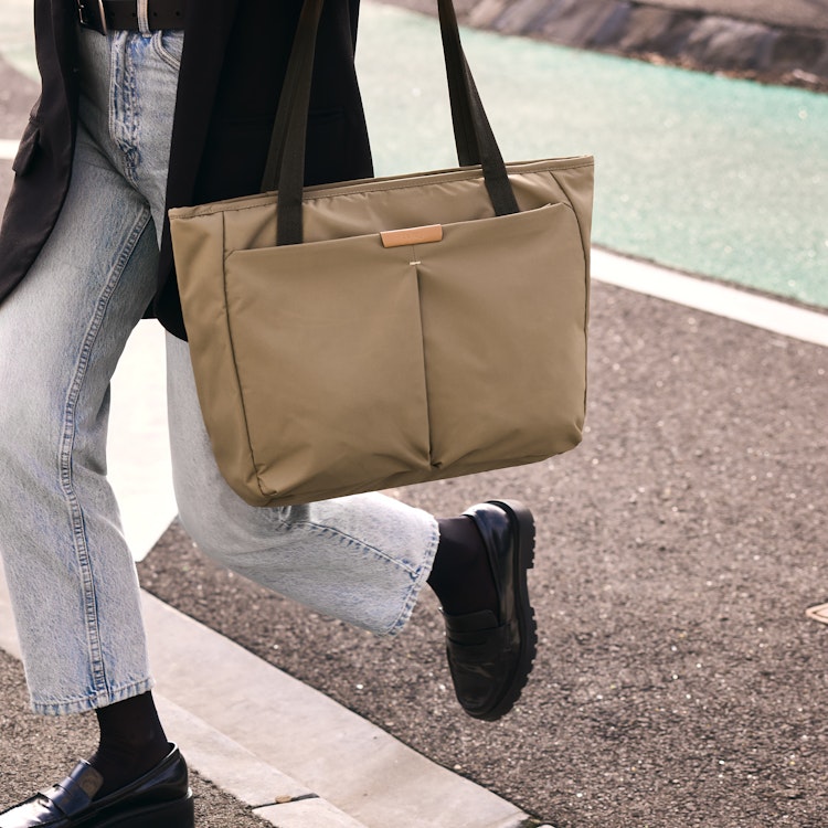 バッグ bellroy Tokyo Wonder Tote 15L Bellroy Tokyo Wonder Tote (15L tote bag, pour ordinateur