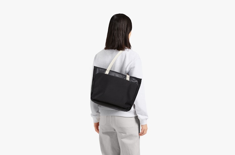 Tokyo Tote Compact Premium | 13” Leder-Rucksack und Tragetasche | Bellroy