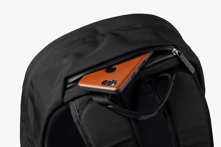 (新品・未使用)ベルロイ バックパック Classic Backpack クラシック バックパック | ノートPC用ポケット付きクラシックな