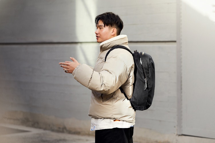 Via Backpack | 薄型のPCビジネスバックパック | ベルロイ