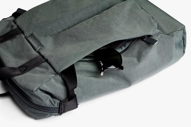 Tokyo Totepack Compact | ノートPC用バックパック＆トートの
