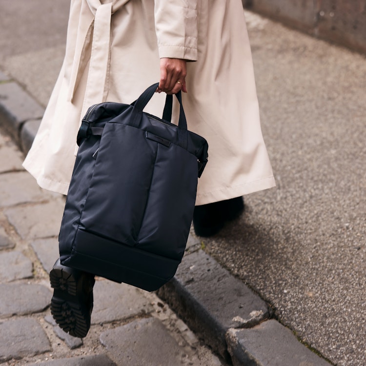 Tokyo Totepack Compact | ノートPC用バックパック＆トートの