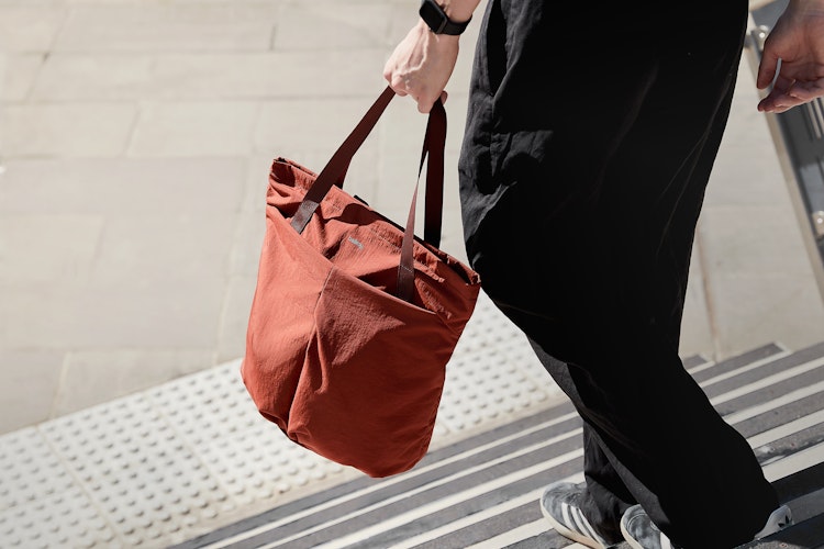 Lite Totepack | ジムや旅行、日常使いに最適なトートバッグ兼バックパック