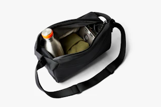 Venture Sling 9L | 一日中外で過ごす日に最適な大容量のクロスボディ