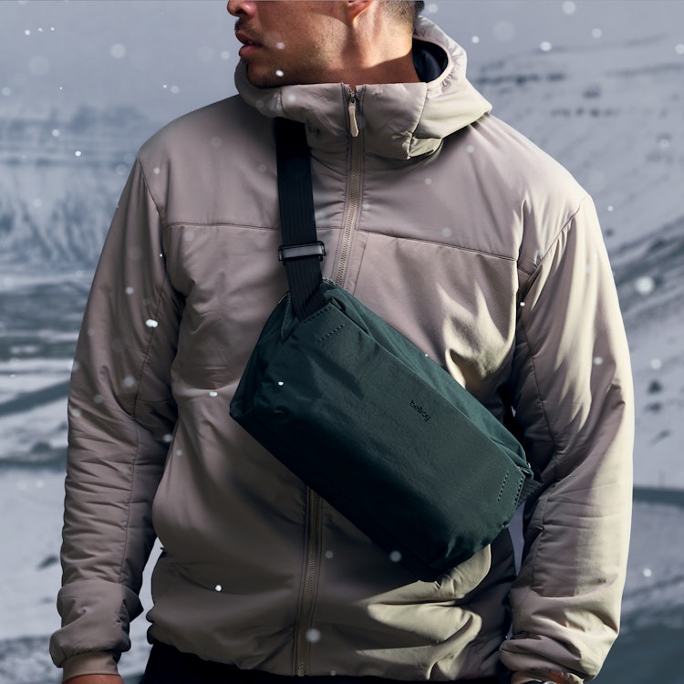 Venture Sling 9L | 一日中外で過ごす日に最適な大容量のクロス
