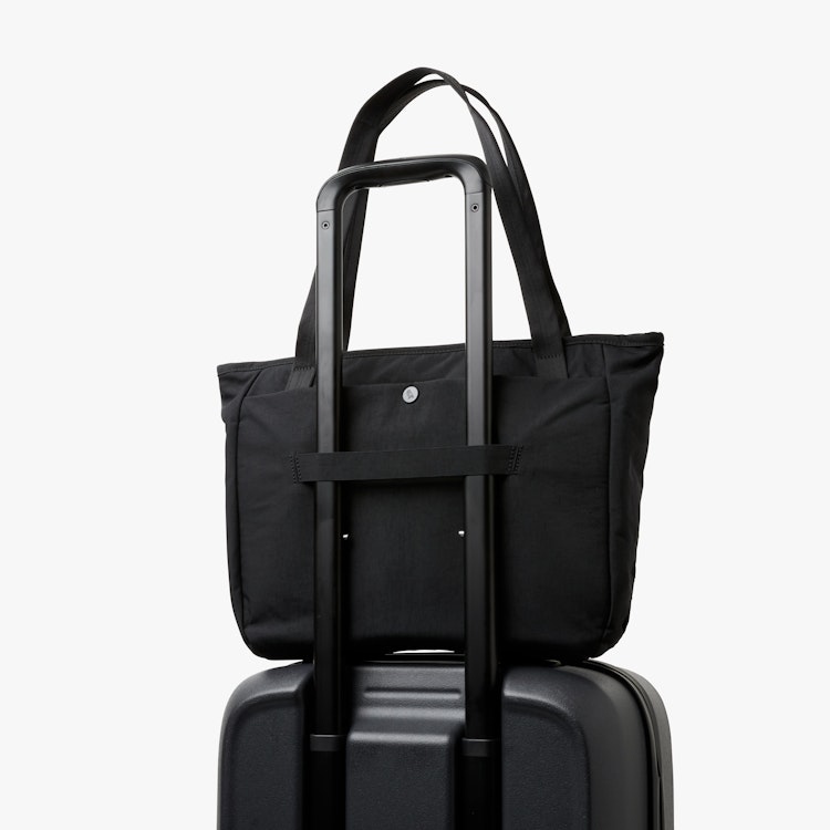 Tokyo Wonder Tote | ノートPCも収納できるスマートなビジネス