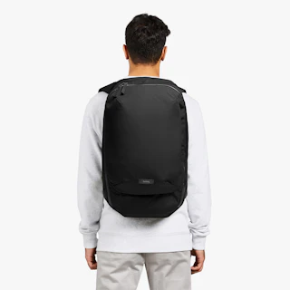 Transit Backpack Plus | ノートPCが収まるビッグサイズのトラベル