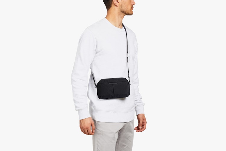 Tokyo Crossbody | 持ち物を整頓しやすいクロスボディバッグ
