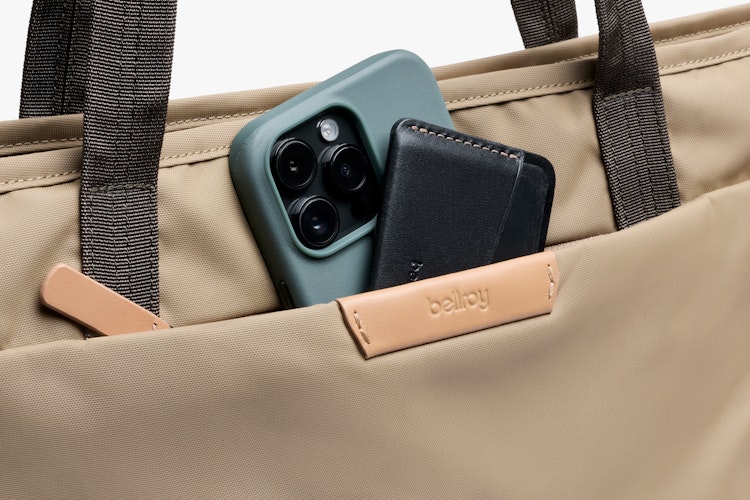 bellroy Tokyo Tote  ベルロイ  トウキョウ トート Tokyo Tote | Versatile laptop tote bag | Bellroy