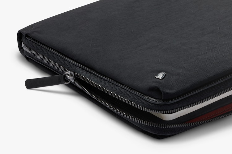 Bellroy Tokyo Folio 8 ベルロイ ガジェットケース Amazon.co.jp: Bellroy Tokyo Folio 8” 書類＆タブレットケース