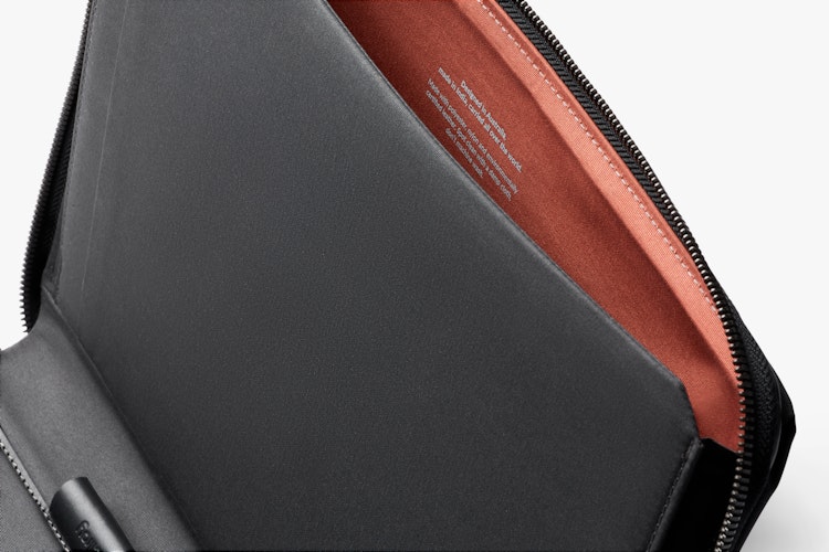 Tokyo Folio | iPad miniとノート用パッド入りワークフォリオ