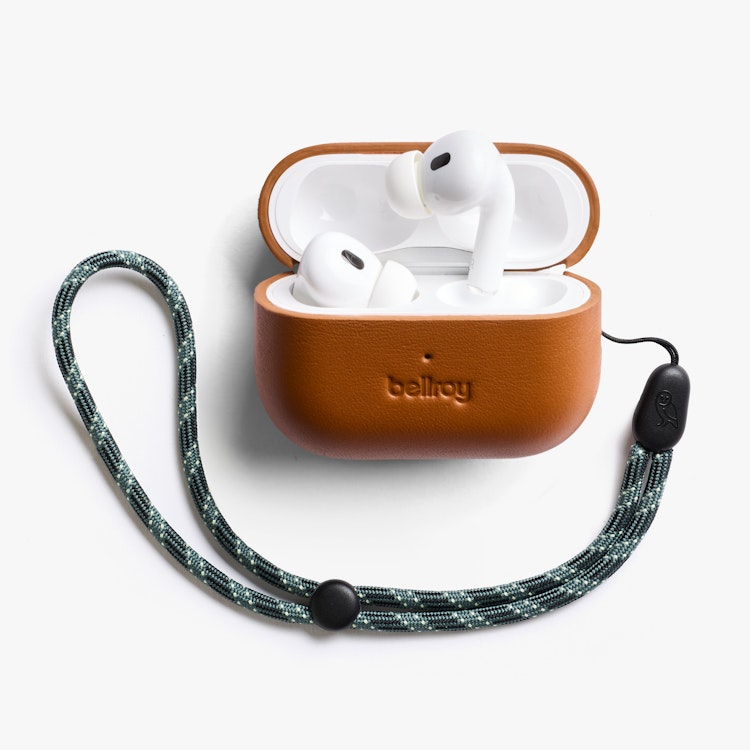 Pod Jacket Pro | Apple AirPods Pro用スムースレザーケース | ベルロイ