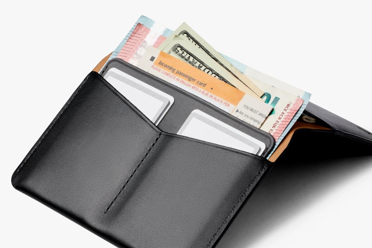 Passport Cover | スリムなレザーパスポートケース | ベルロイ