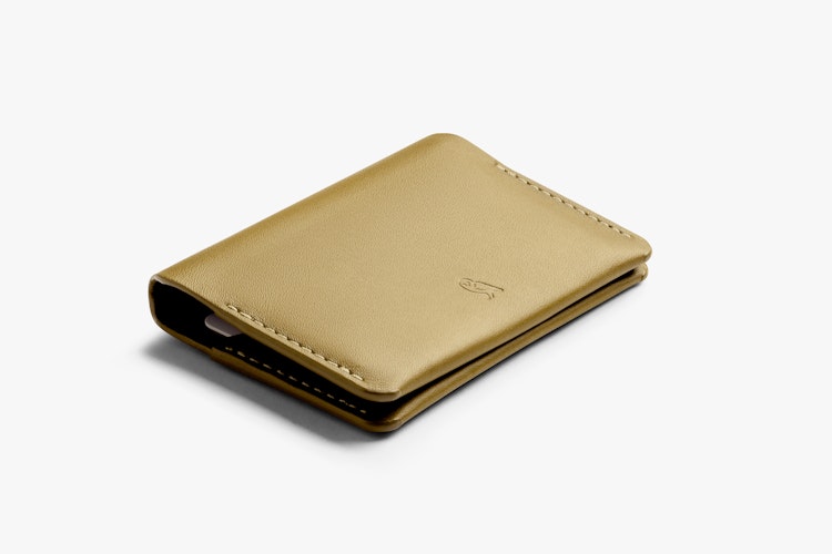 Under Cover | 洗練されたレザーカードケース兼ミニ財布 | ベルロイ