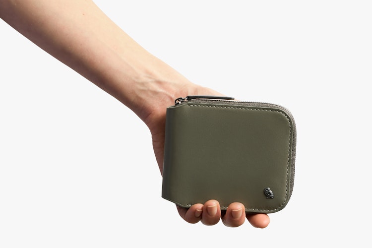 R*専用ぺ一ジ財布 Zip Wallet | レザー製ファスナー財布（ユニセックス） | ベルロイ