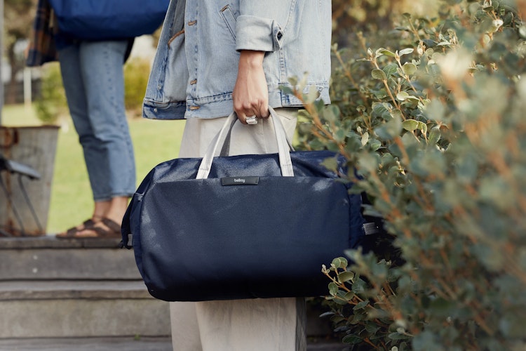 Bellroy weekender bag sale