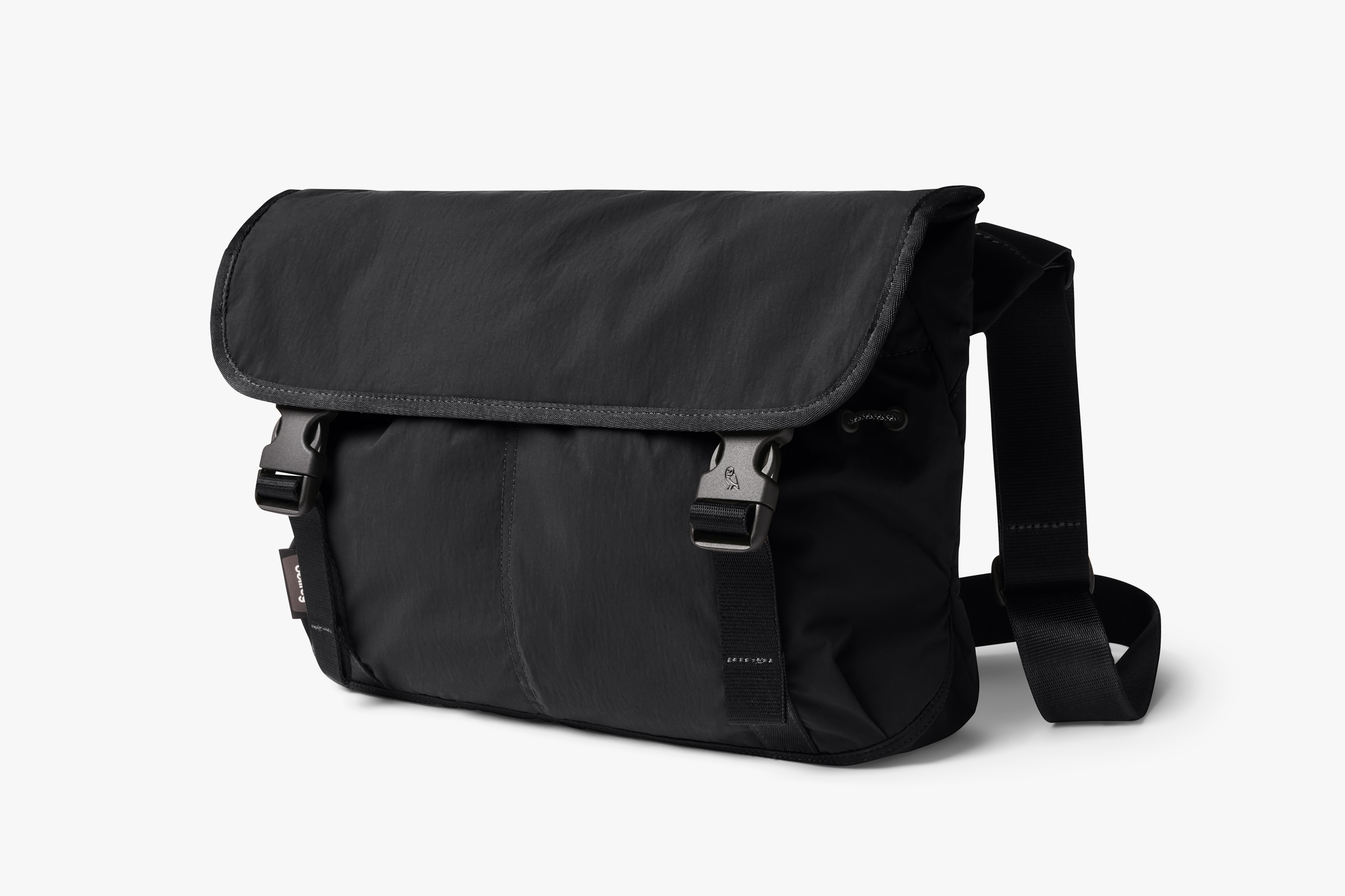 Cinch Messenger 12L | 軽量の万能メッセンジャーバッグ | ベルロイ