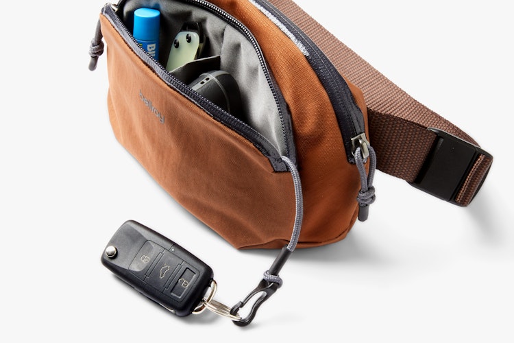 Venture Hip Pack