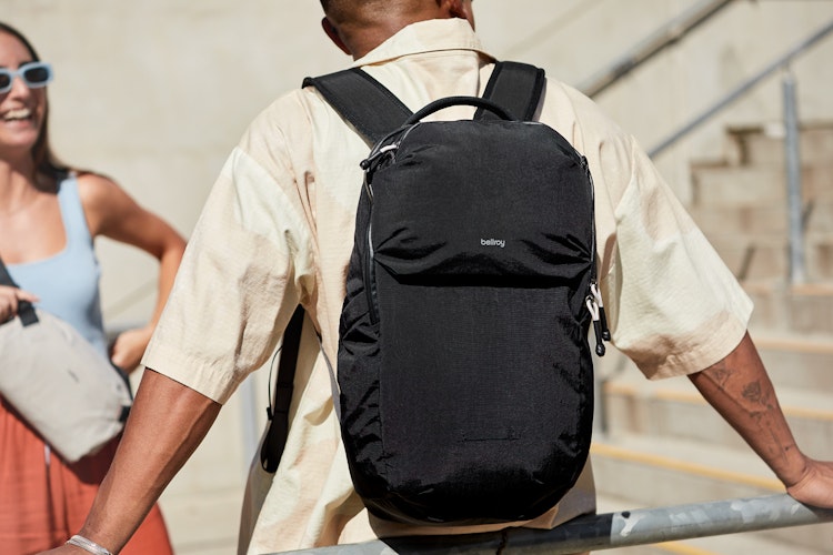bellroy Lite Ready 軽量構造 バックパック18L チョーク Lite Ready Pack | Lightweight 18L Weekend, Travel Backpack
