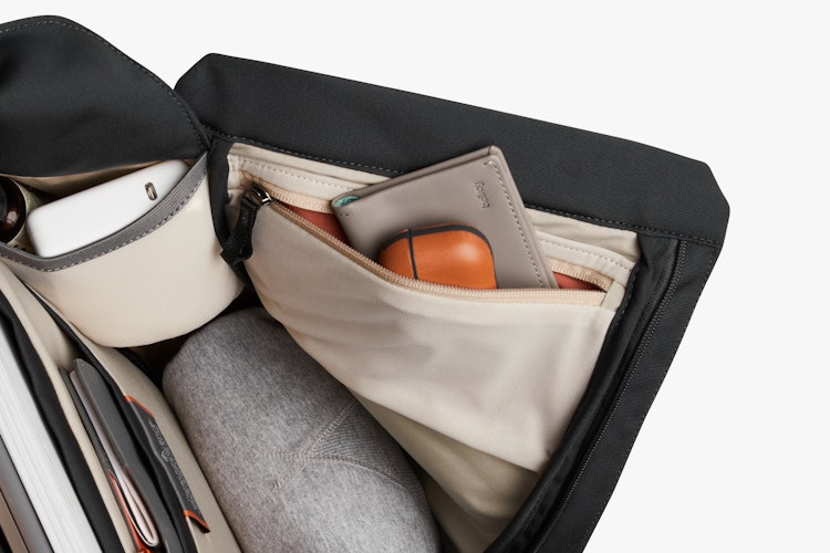 Bellroy Melbourne 18L retailer backpack