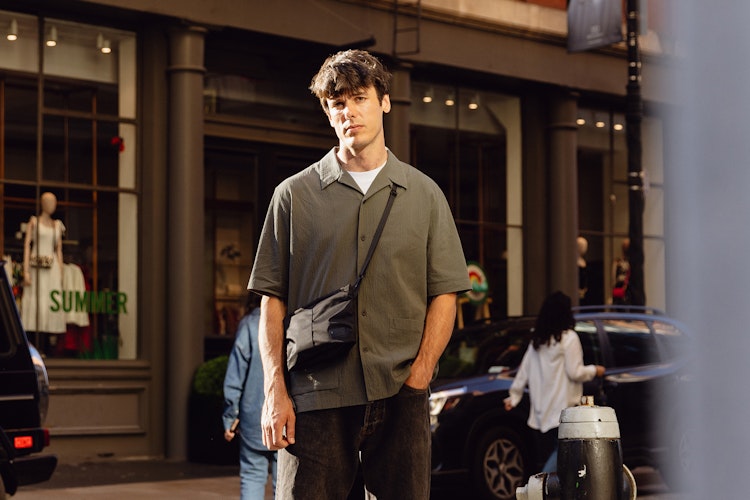 Laneway Sacoche | Streamlined Crossbody Bag | Bellroy