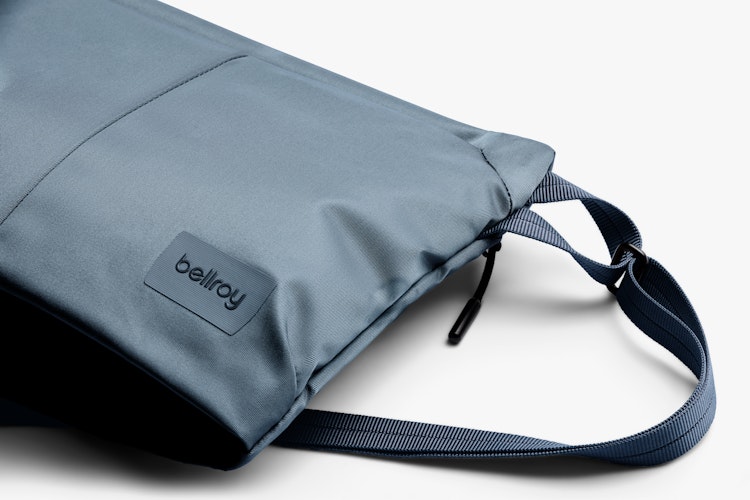 ベルロイ Laneway Sacoche 色:Sea Kelp Amazon.com: Bellroy Laneway Sacoche (versatile crossbody bag