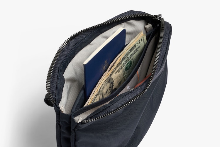 MINIME TOKYO CROSS CARRY BAG Sサイズ ブラック Tokyo Crossbody | Organized Crossbody Camera Bag | Bellroy