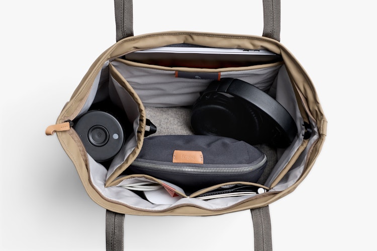 Tokyo Tote | Versatile laptop tote bag | Bellroy