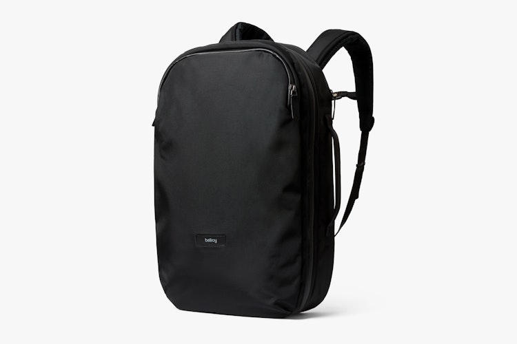 Transit Travel Pack Pro 30–38L | Professional Travel