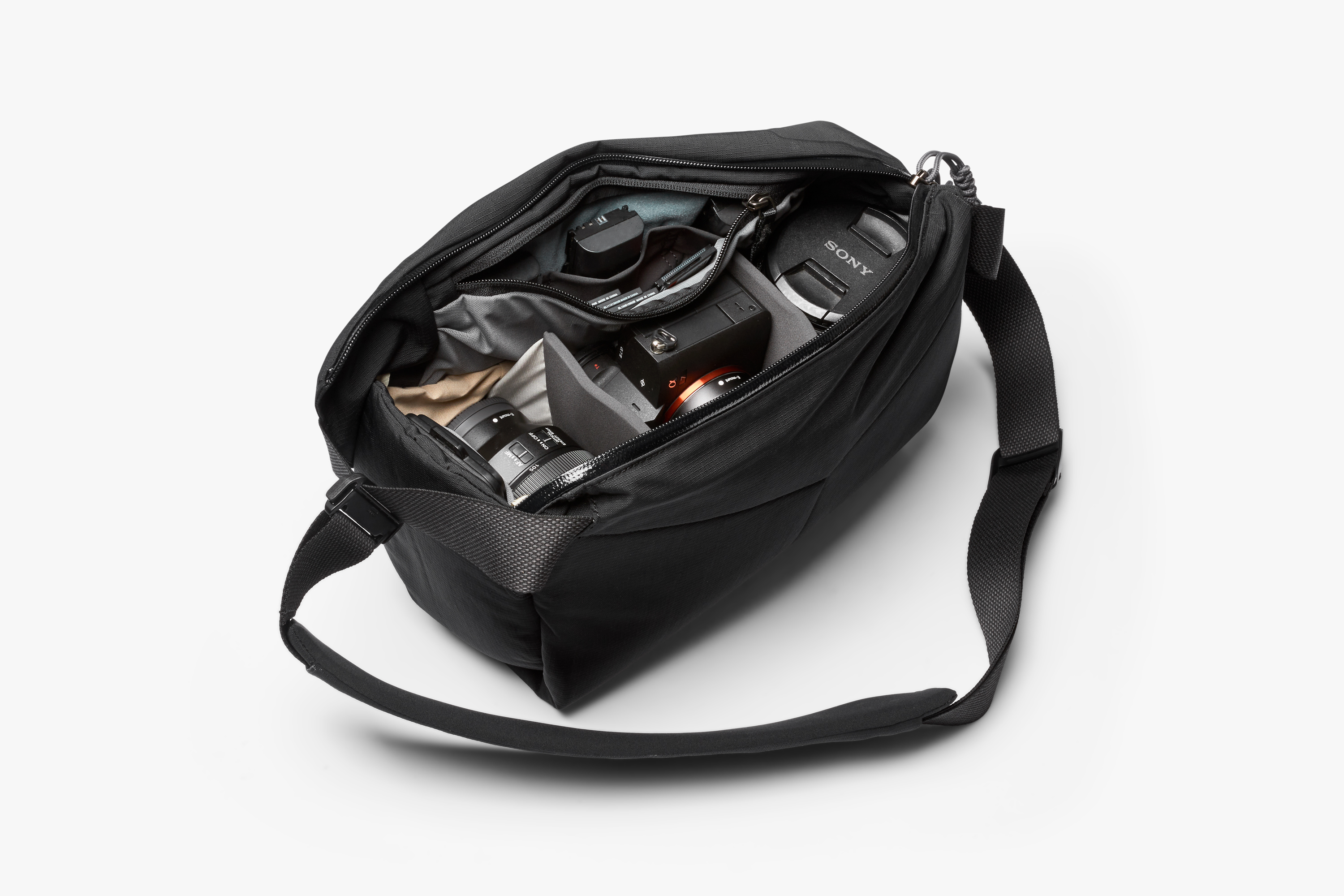 Venture Camera Sling 10L | Easy Access Photography Bag | Bellroy