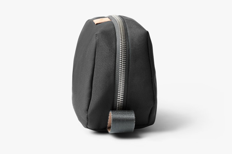 人気 Toiletry Kit | Toiletry bag with easy-clean lining and 旅行かばん・小分けバッグ
