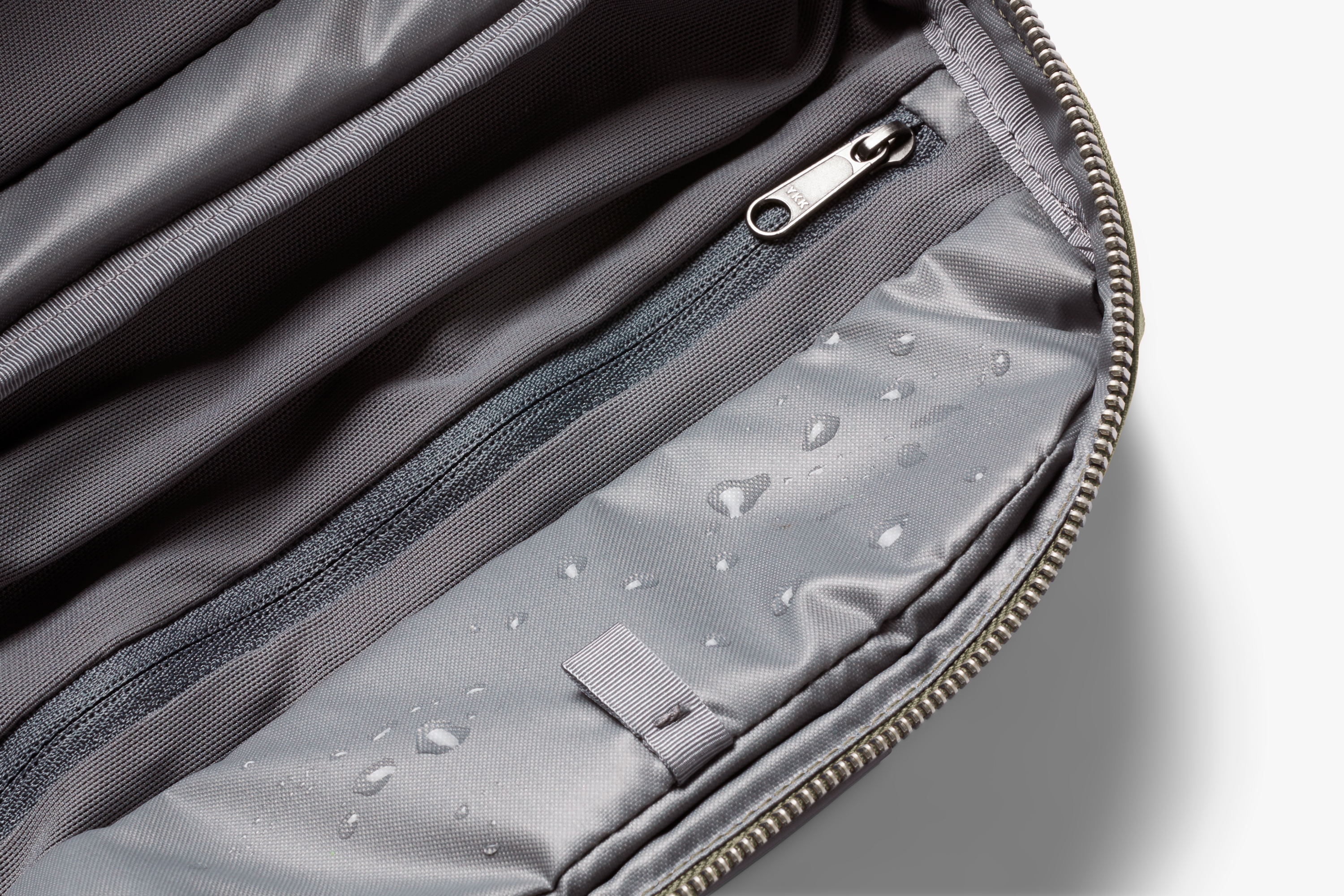 Bellroy Toiletry Kit - Thumbnail 3