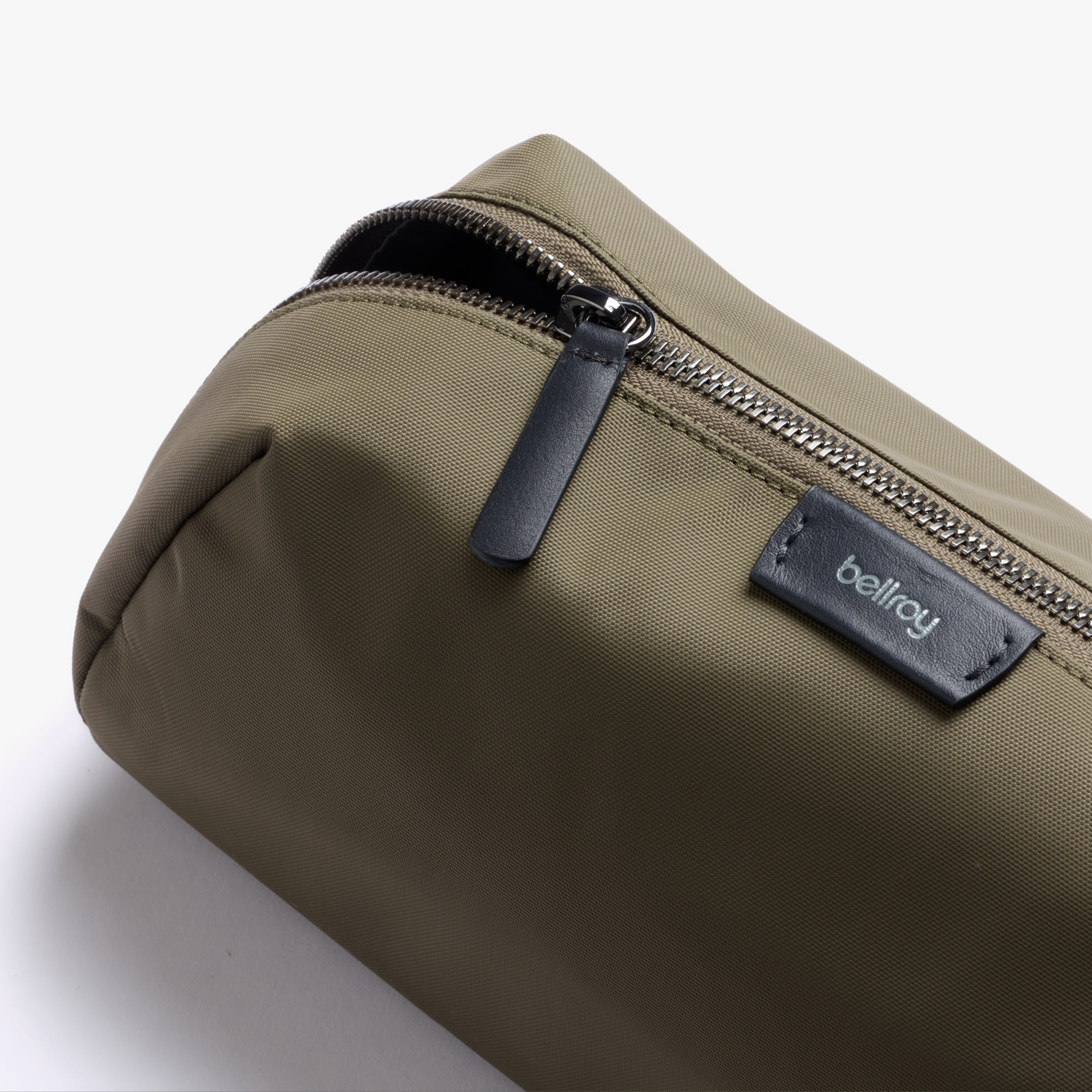 Bellroy Toiletry Kit - Thumbnail 4