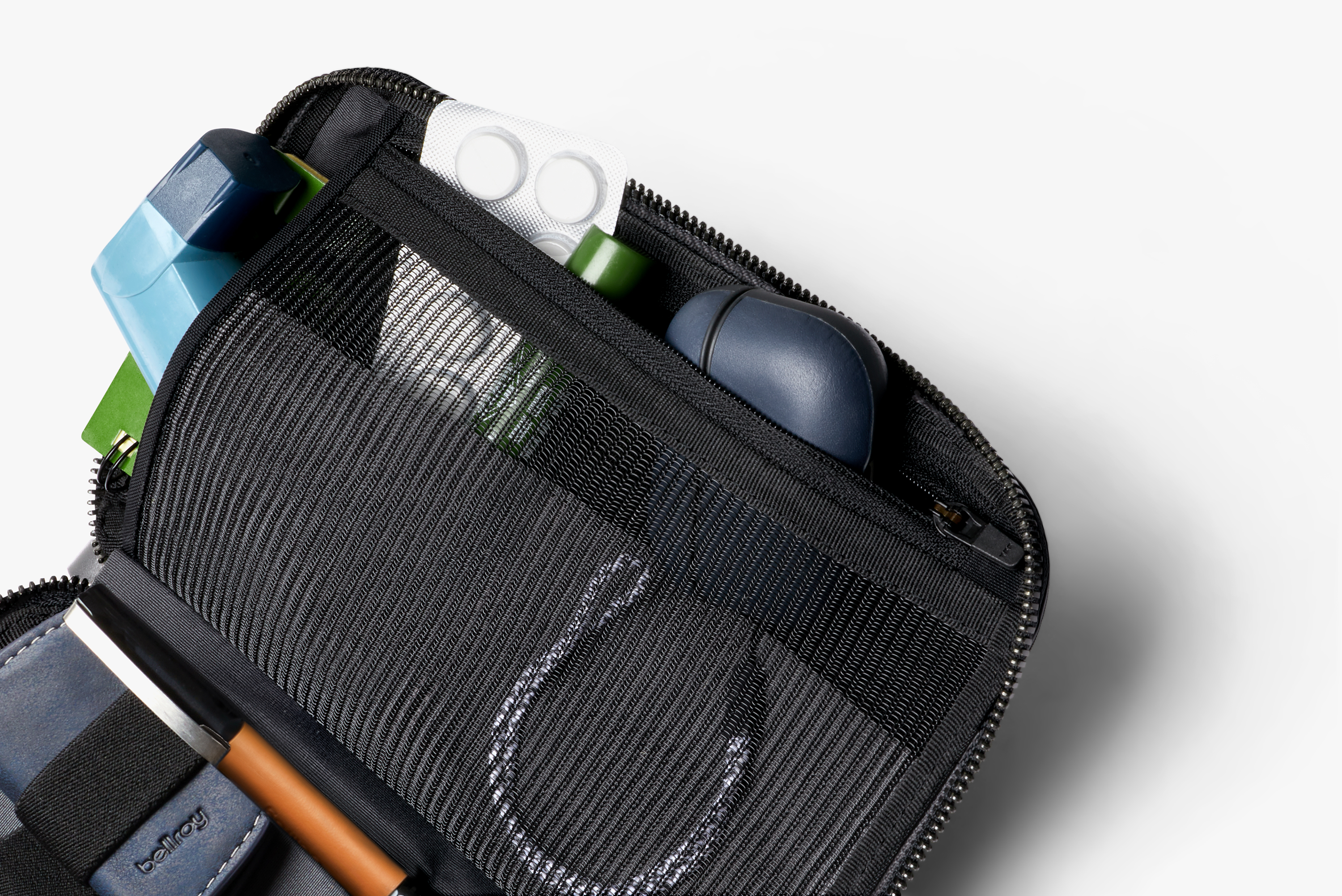 Wonder Kit | Sleek Tech Organizer Pouch | Bellroy