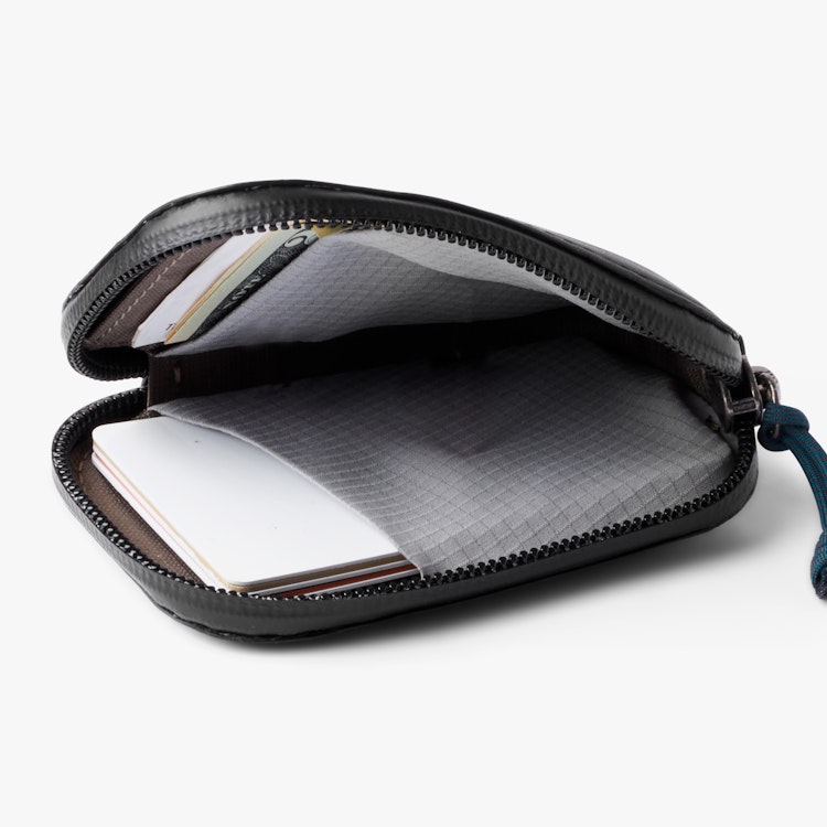 Venture Card Pocket | Water-Resistant Minimalist Wallet Venture Card Pocket | Water-Resistant Minimalist Wallet